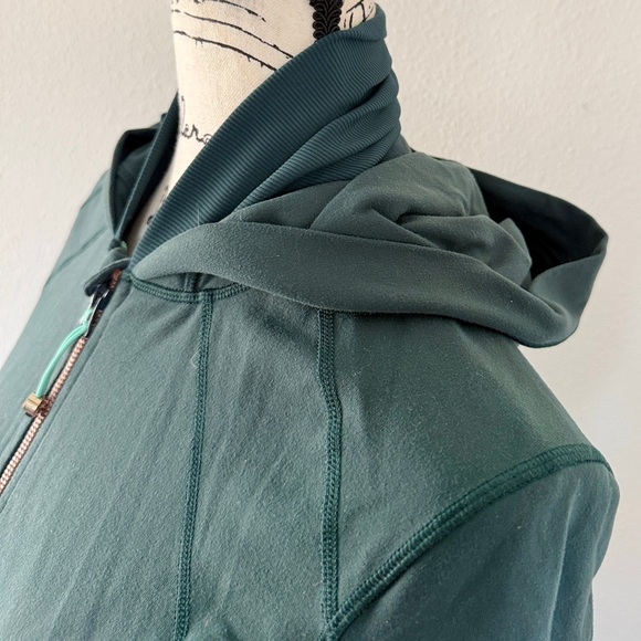 Lululemon Define Daily Practice Jacket Dark Fuel Green Gold Zip Sz 10 Athletic - Picture 16 of 16